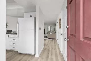 Photo #2: 250036650 Listing