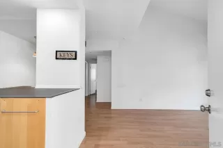 Photo #2: 250036721 Listing