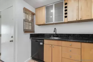 Photo #6: 250036721 Listing