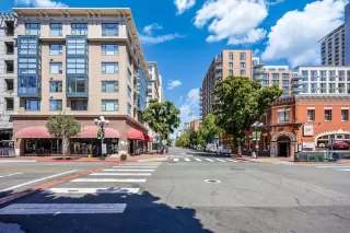 Photo #3: 250036797 Listing