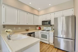 Photo #4: 250036815 Listing