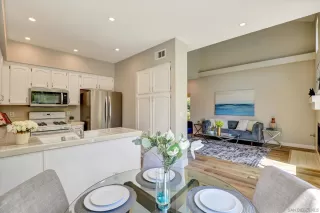 Photo #6: 250036815 Listing