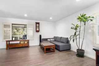 Photo #3: 250036850 Listing 