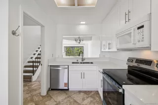 Photo #6: 250036854 Listing