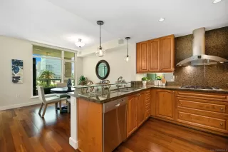 Photo #5: 250036861 Listing 