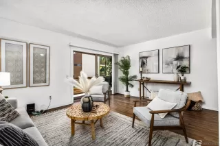 Photo #3: 250036881 Listing