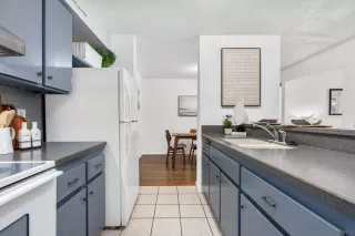 Photo #6: 250036881 Listing