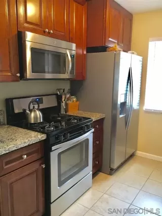 Photo #1: 250036903 Listing