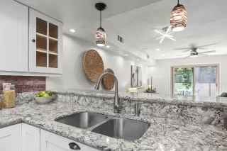 Photo #3: 250036908 Listing 