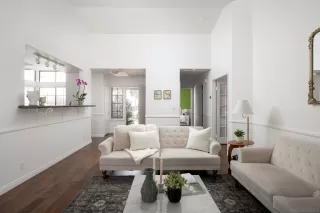 Photo #2: 250036941 Listing