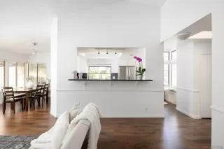 Photo #5: 250036941 Listing