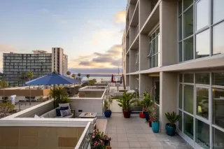 Photo #2: 250036965 Listing 