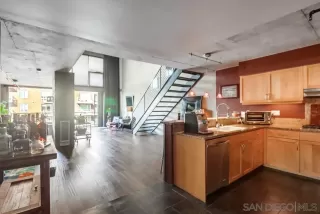 Photo #5: 250036979 Listing 