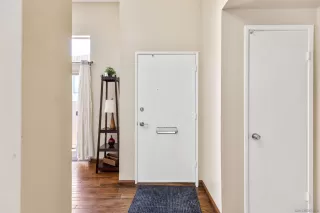 Photo #2: 250036991 Listing 