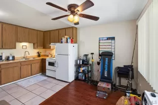 Photo #3: 250037009 Listing