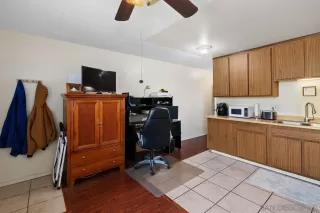 Photo #4: 250037009 Listing