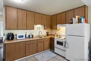 Photo #5: 250037009 Listing