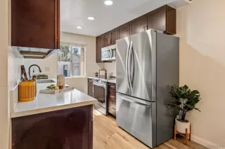 Photo #2: 250037036 Listing 