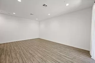 Photo #6: 250037096 Listing