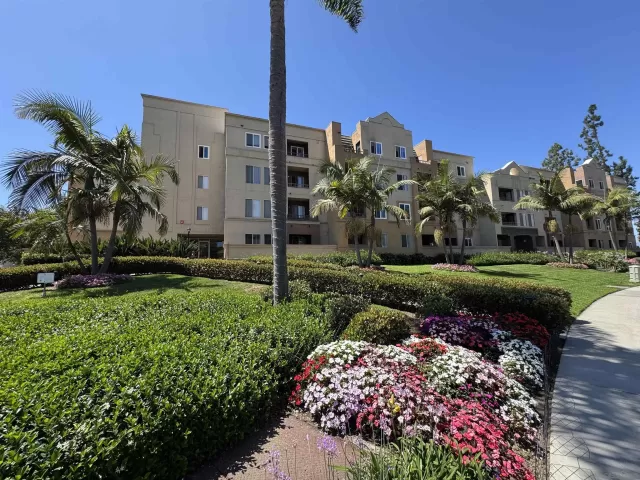 MLS: 250037102 Condo For Sale