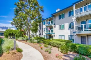 Photo #2: 250037106 Listing