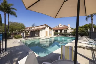 Photo #3: 250037152 Listing