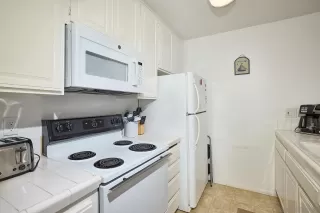 Photo #5: 250037193 Listing