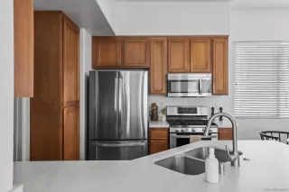 Photo #3: 250037226 Listing 