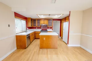 Photo #5: 250037239 Listing 