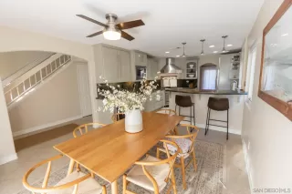 Photo #1: 250037289 Listing