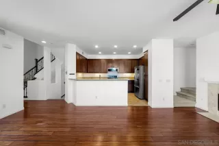 Photo #3: 250037293 Listing 