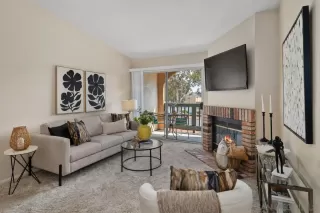 Photo #1: 250037299 Listing