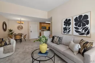 Photo #4: 250037299 Listing