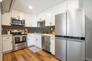 Photo #2: 250037306 Listing