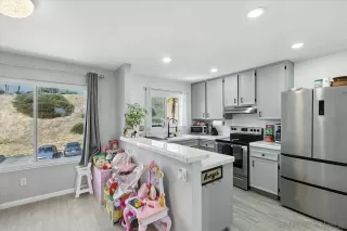 Photo #3: 250037314 Listing 