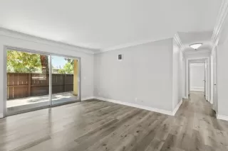 Photo #4: 250037363 Listing