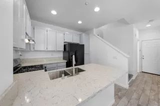 Photo #3: 250037364 Listing 