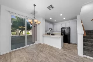 Photo #4: 250037364 Listing 