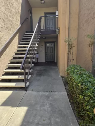 Photo #1: 250037386 Listing