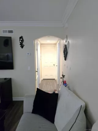 Photo #6: 250037386 Listing