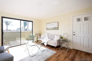 Photo #3: 250037417 Listing