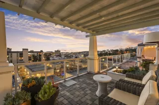 Photo #2: 250037500 Listing