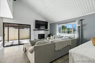 Photo #5: 250037542 Listing