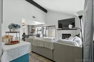 Photo #6: 250037542 Listing