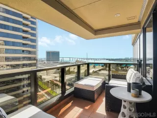Click for more information on MLS # 250037548 : 100 HARBOR DRIVE UNIT 1906 More Details about MLS # 250037548 : 100 HARBOR DRIVE UNIT 1906