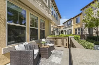 Photo #3: 250037559 Listing