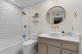 Photo #6: 250037619 Listing 