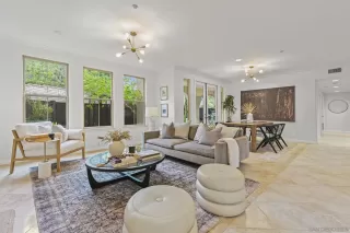 Photo #2: 250037628 Listing