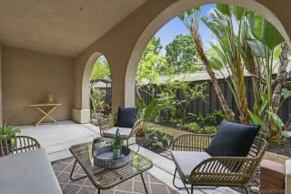 Photo #5: 250037628 Listing