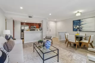 Photo #2: 250037661 Listing